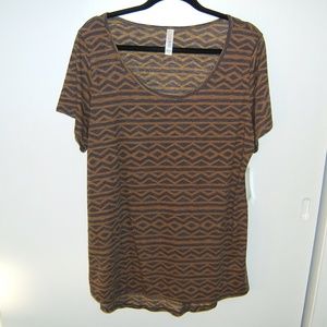 BNWT 2xl LulaRoe Classic Tee